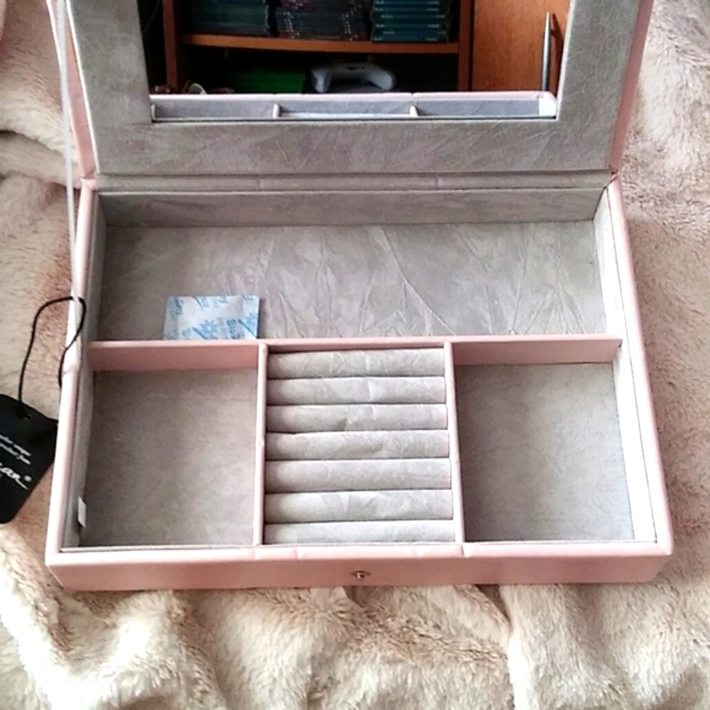 Tuscan Designs Pink Jewelry Box with Rhinestones on Lid - Picture 2 of 11